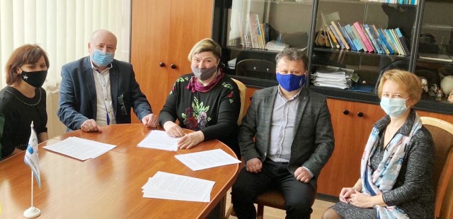 Зустріч з доктором педагогічних наук, професором, заслуженим працівником культури, деканом гуманітарного факультету Бучківською Г.В., доктором педагогічних наук, професором кафедри педагогіки  Біницькою К.М., кандидатом філологічних наук, доцентом Мельник Р.М.